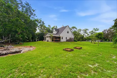 16317 Glasgow Drive E, The Acreage, FL 33470 - Photo 3