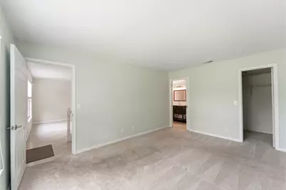 16317 Glasgow Drive E, The Acreage, FL 33470 - Photo 25