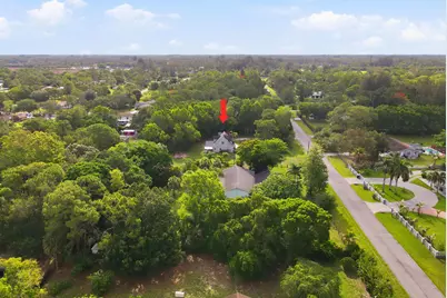 16317 Glasgow Drive E, The Acreage, FL 33470 - Photo 43