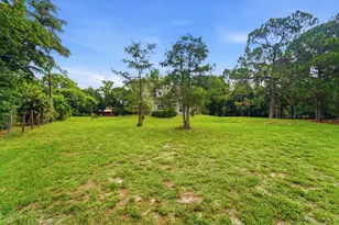 16317 Glasgow Dr E, The Acreage, FL 33470 - Photo 29