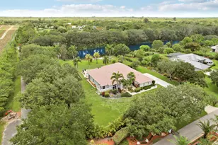 5835 Lago Del Sol Dr, Lake Worth, FL 33449 - Photo 3