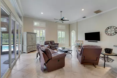5835 Lago Del Sol Drive, Lake Worth, FL 33449 - Photo 21