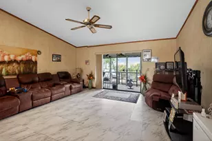 6126 Fairfield Cir, Greenacres, FL 33463 - Photo 11