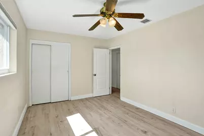 1240 SW 4th Avenue, Pompano Beach, FL 33060 - Photo 19