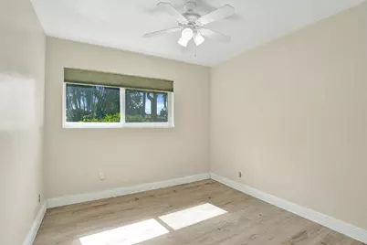 1240 SW 4th Avenue, Pompano Beach, FL 33060 - Photo 21