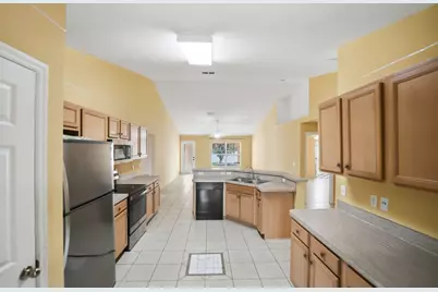 1692 SW Lofgren Avenue, Port Saint Lucie, FL 34953 - Photo 15