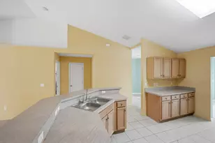 1692 SW Lofgren Ave, Port Saint Lucie, FL 34953 - Photo 9
