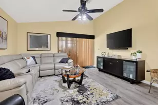 22718 Vistawood Way, Boca Raton, FL 33428 - Photo 11