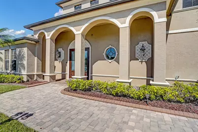 5811 NW Blue Bonnet Court, Port Saint Lucie, FL 34986 - Photo 5