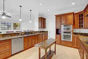 5811 NW Blue Bonnet Ct, Port Saint Lucie, FL 34986 - Photo 11