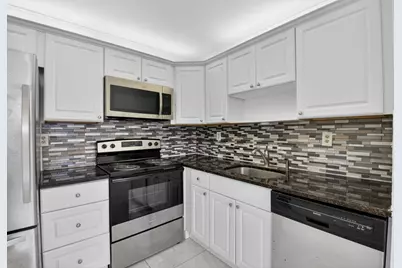 506 E Capri Road #506, Delray Beach, FL 33484 - Photo 17