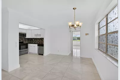 506 E Capri Road #506, Delray Beach, FL 33484 - Photo 9