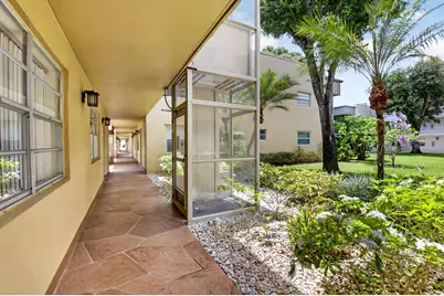 506 E Capri Road #506, Delray Beach, FL 33484 - Photo 3