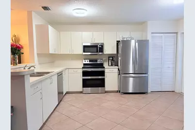 72 Fairway Lane, Royal Palm Beach, FL 33411 - Photo 3