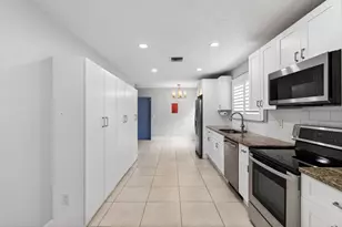 227 N M St, Lake Worth Beach, FL 33460 - Photo 9
