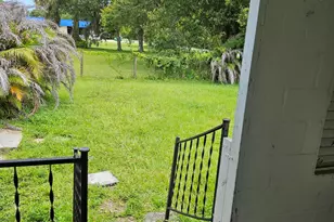 2304 S 41st St, Fort Pierce, FL 34950 - Photo 11