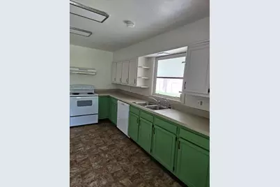2304 S 41st Street, Fort Pierce, FL 34950 - Photo 7