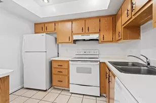 4151 Oak Terrace Dr, Greenacres, FL 33463 - Photo 9