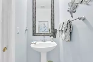 528 Bayfront Dr, Boynton Beach, FL 33435 - Photo 13