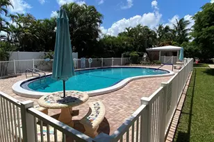 224 Hibiscus Ave, Lauderdale by the Sea, FL 33308 - Photo 25