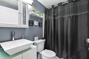 8441 Forest Hills Dr, Coral Springs, FL 33065 - Photo 15
