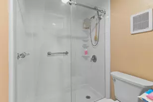 8441 Forest Hills Dr, Coral Springs, FL 33065 - Photo 13
