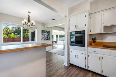 1777 NE 46th Street, Oakland Park, FL 33334 - Photo 13