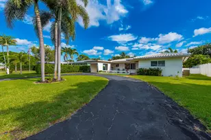 1777 NE 46th St, Oakland Park, FL 33334 - Photo 3