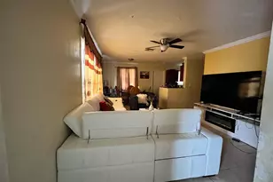 4730 NE 2nd Ave NE, Deerfield Beach, FL 33064 - Photo 3