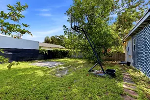 823 Doctor Martin Luther King Junior Blvd, Pompano Beach, FL 33060 - Photo 41