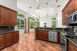 7140 Pinecreek Way, Coconut Creek, FL 33073 - Photo 11