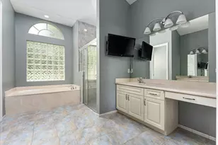 7140 Pinecreek Way, Coconut Creek, FL 33073 - Photo 27
