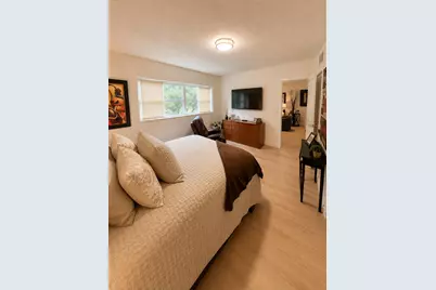 1050 Country Club Drive #303, Margate, FL 33063 - Photo 13