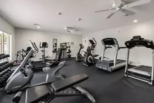 1050 Country Club Dr, Margate, FL 33063 - Photo 23