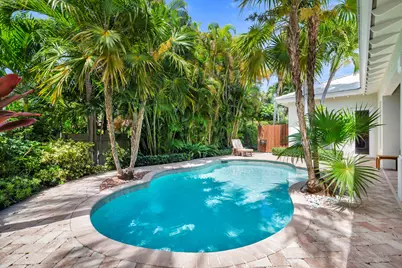 235 Claremont Lane, Palm Beach Shores, FL 33404 - Photo 31