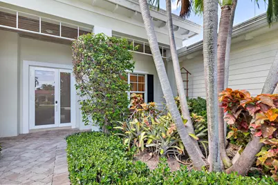 235 Claremont Lane, Palm Beach Shores, FL 33404 - Photo 3