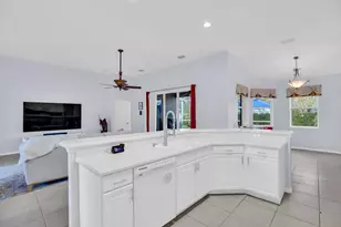 240 SW Champagne Ct Ct SW, Vero Beach, FL 32968 - Photo 11
