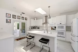 504 Bay Rd, North Palm Beach, FL 33408 - Photo 5