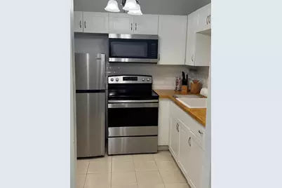243 Northampton M, West Palm Beach, FL 33417 - Photo 3
