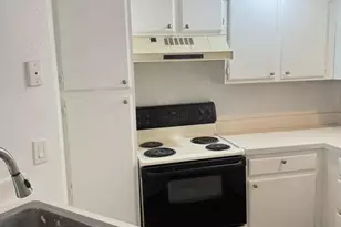 3350 N Pinewalk Dr, Margate, FL 33063 - Photo 5
