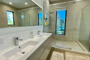 348 Balboa St, Hollywood, FL 33019 - Photo 19