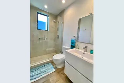 348 Balboa Street, Hollywood, FL 33019 - Photo 11