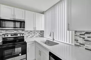 4222 Inverrary Blvd, Lauderhill, FL 33319 - Photo 13