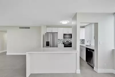 4222 Inverrary Boulevard #4810, Lauderhill, FL 33319 - Photo 11