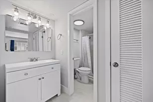5500 Tamberlane Cir, Palm Beach Gardens, FL 33418 - Photo 11