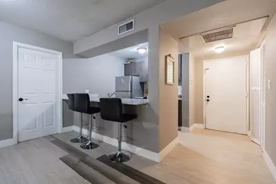 8100 Geneva Court #238, Doral, FL 33166 - Photo 9