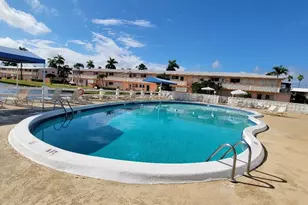 1015 SW 11th Ave, Hallandale Beach, FL 33009 - Photo 7