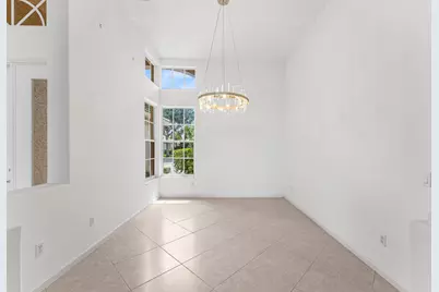 13215 Alhambra Lake Circle, Delray Beach, FL 33446 - Photo 11