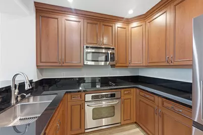 200 NE 2nd Avenue #316, Delray Beach, FL 33444 - Photo 5