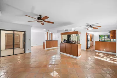 16 Via Lago, Boynton Beach, FL 33435 - Photo 13